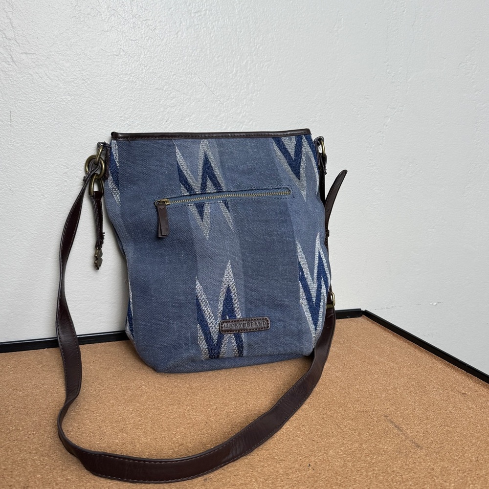 Lucky Brand Purse - Picture 2 of 6